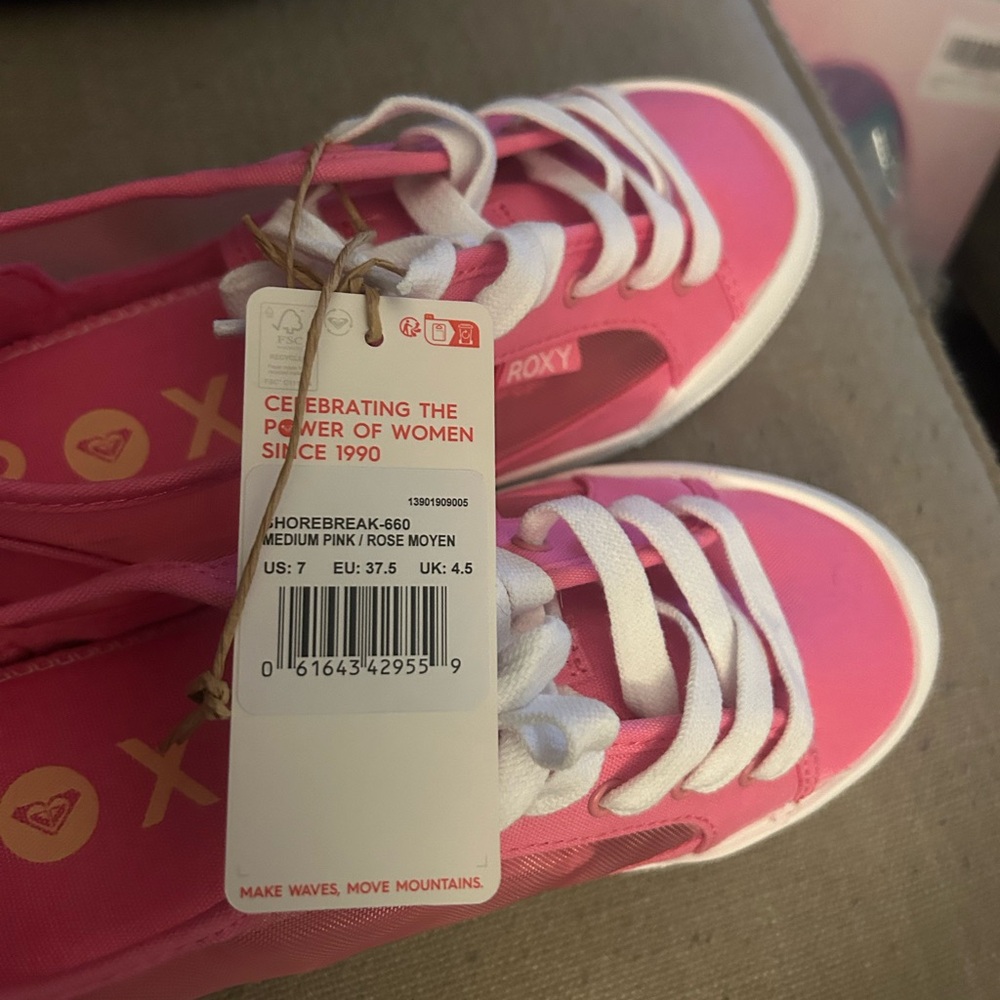 •NWT Roxy Women's Shorebreak Lace-Up Sneakers Size 7 Pink - Picture 4 of 10